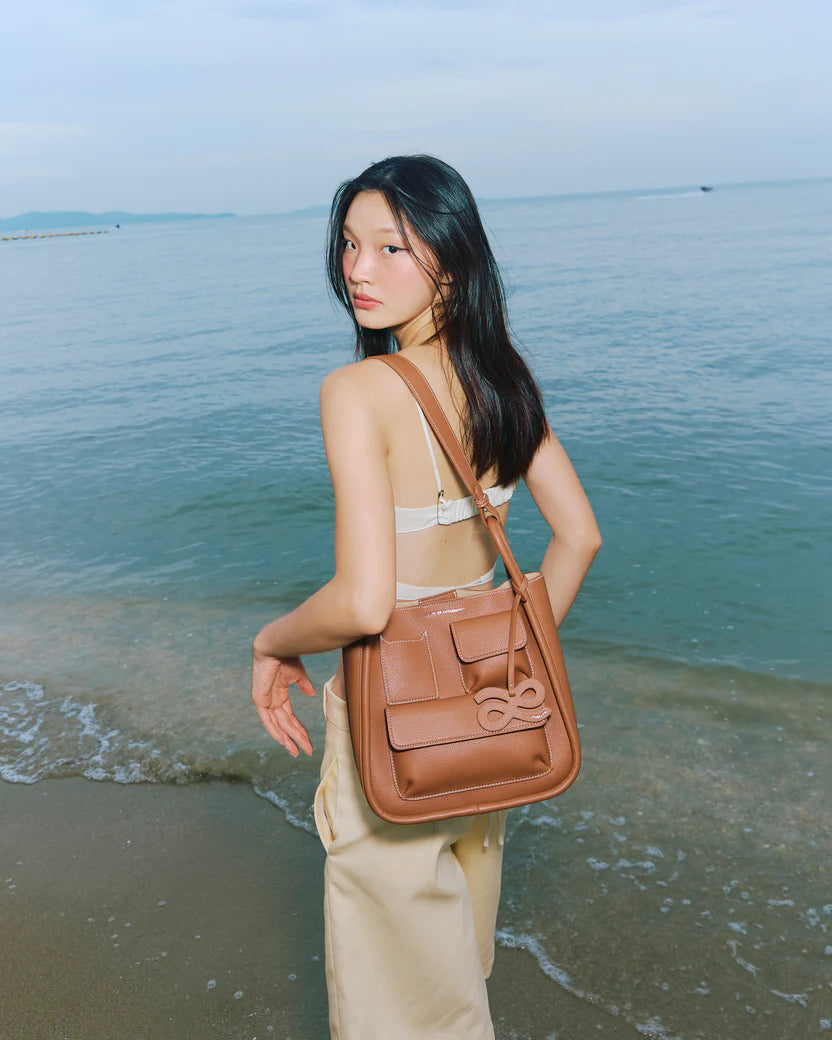 MOMENTUM JOURNEY PU (LARGE)